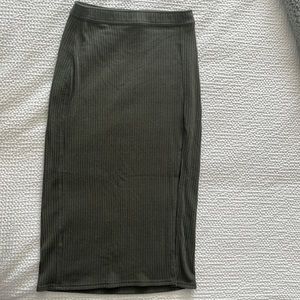 Abercrombie knit skirt with slit